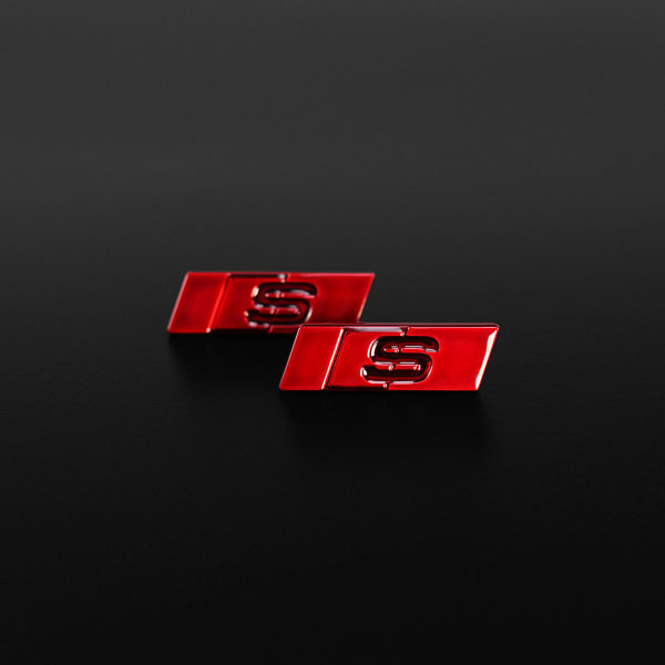 Audi S Schriftzug 2x Logo Emblem selbstklebend 9x30mm rot S3 S4 S5 S6 S7