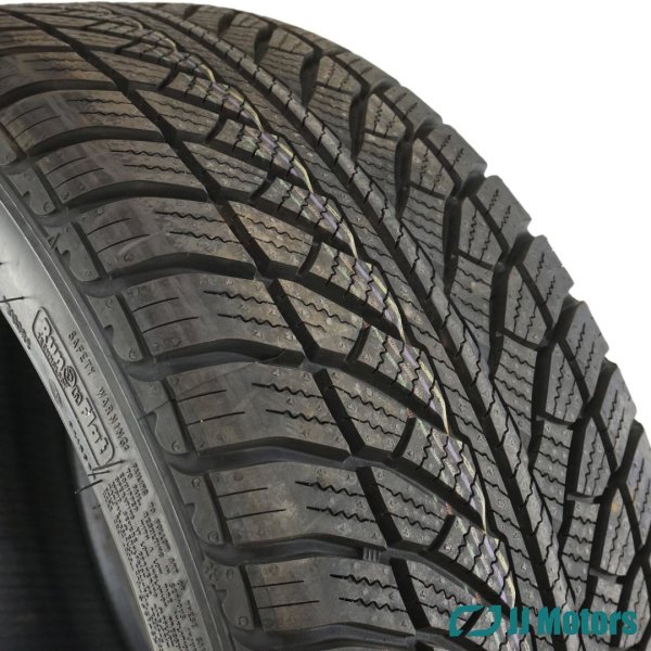 139,95 100V Year (NEW) 245/45 MO DOT, 1x € winter Ultragrip 8 RSC tyre Good R18
